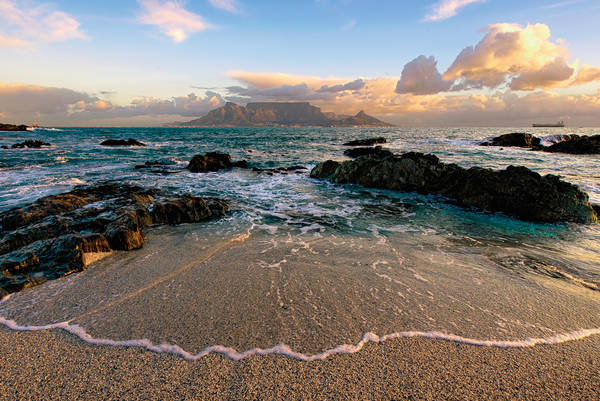 170509626 Table Mountain Wave Fan