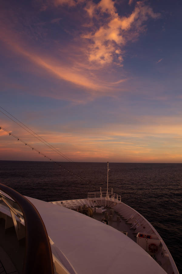 Champagner an Bord der EUROPA und der EUROPA 2, Hapag-Lloyd Cruises