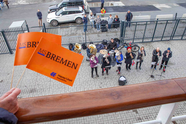 Neuer Rekord - Arktisumrundung MS BREMEN