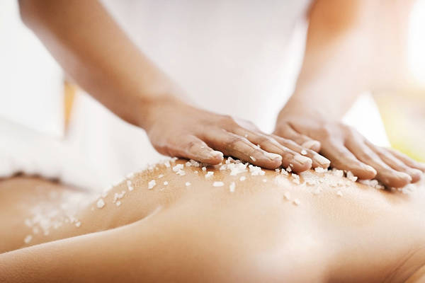 1132784414 Exfoliate all that dead skin away to reveal your new glow