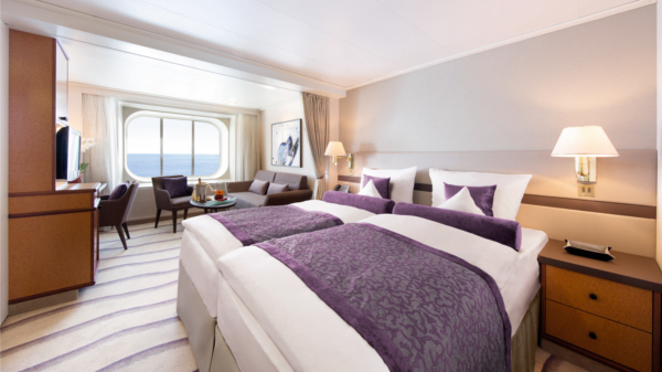 MS EUROPA - Suite mit Panoramafenster MS EUROPA - Suite mit Panoramafenster