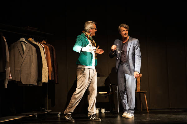 Theaterprobe "Achtsam Morden" unter der Leitung von Axel Schneider, Kammerspiele Hamburg, in Kooperation mit Hapag-Lloyd Cruises.