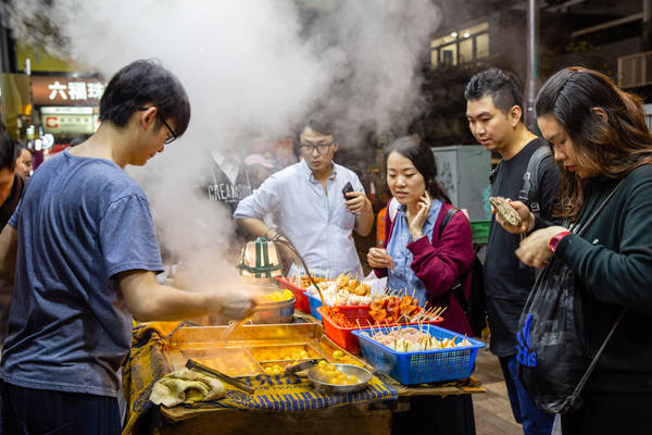 Hongkong - Singapur mit EUROPA 2 von Hapag-Lloyd Cruises. Besuch von Hongkong