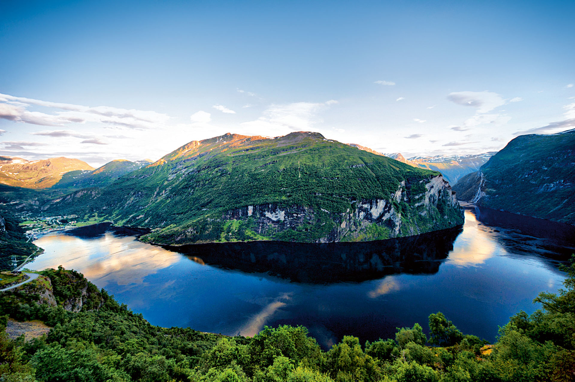 Vielseitiges Norwegen mit Kurs auf Spitzbergen