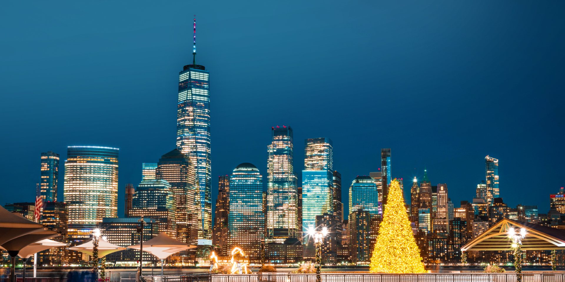 Weihnachtlicher Zauber und glänzendes New York