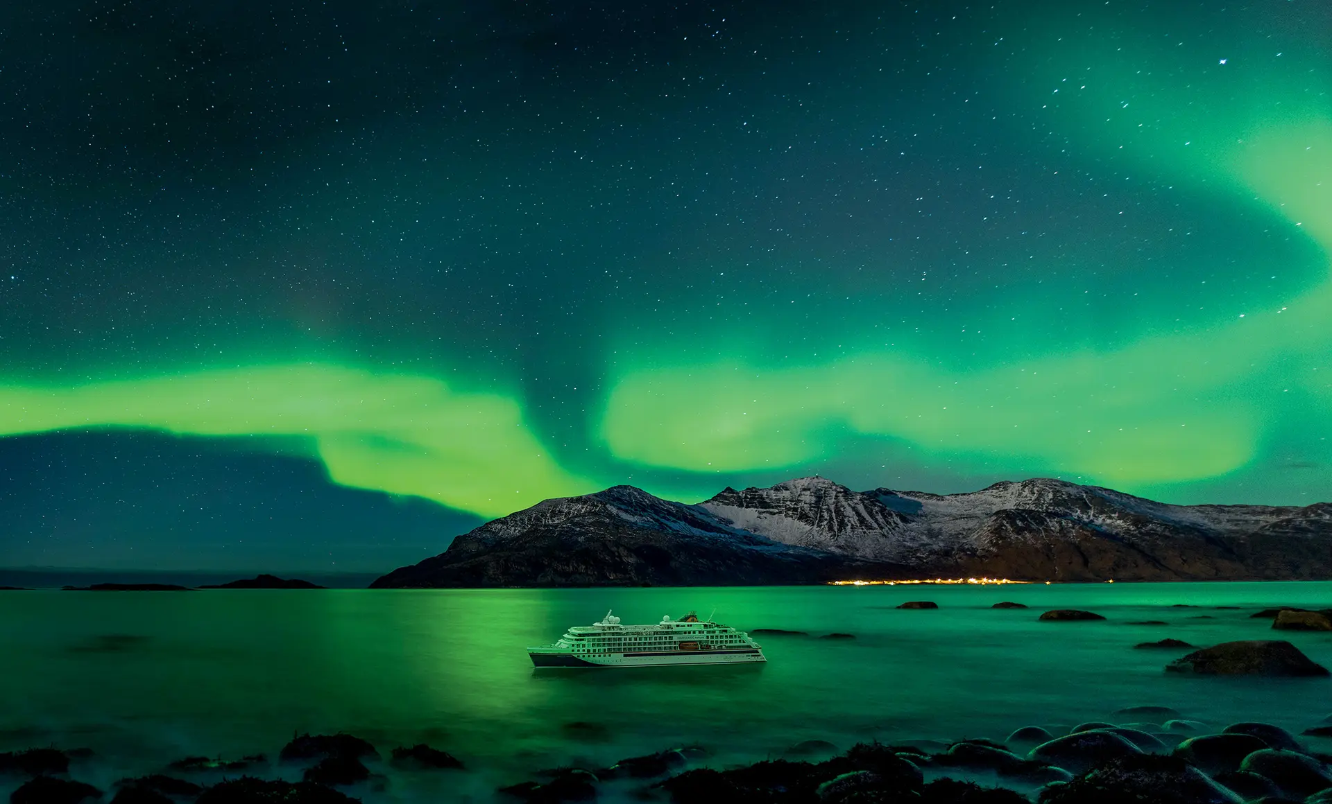 Polarlicht-Abenteuer Norwegen: Wo sich der Himmel entflammt